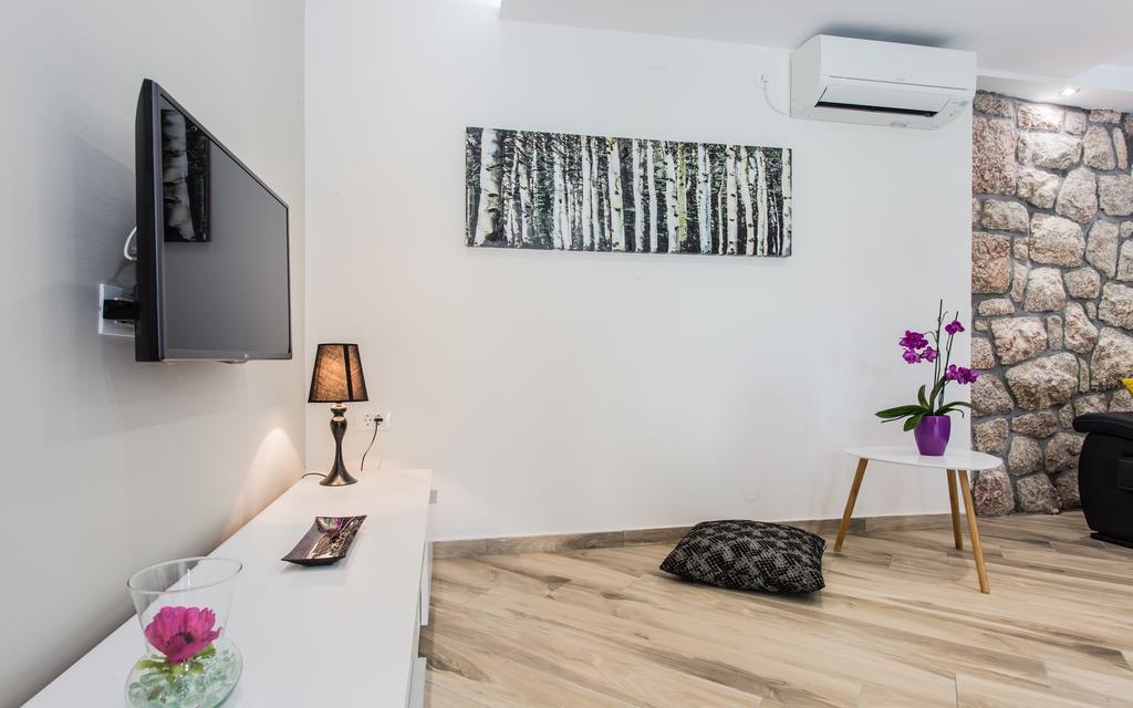 Sunrise Apartment Risika Exterior photo
